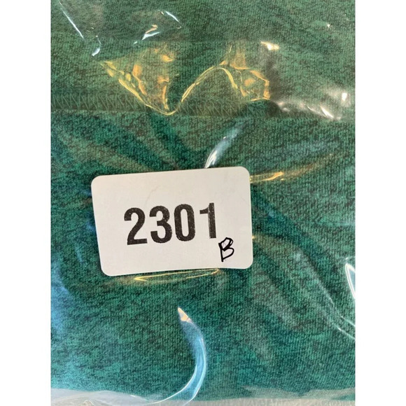 Snoopy Christmas Holiday Lights Tee T-Shirt XL Green Graphic 2016 Novelty - Picture 8 of 8